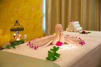 Ramada by Wyndham Beach Hotel Ajman - spa