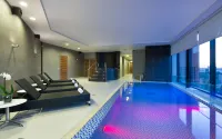 DoubleTree by Hilton Новосибирск (Даблтри Хилтон Новосибирск) - С бассейном