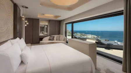 The Westin Dragonara Resort, Malta Отели в г. Сент-Джулианс