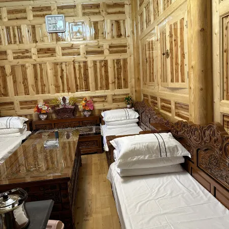Zhaxi Yangzong Homestay Отели в г. Сяхэ