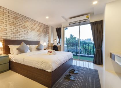 Q Space Residence (คิว สเปซ เรสซิเด้นซ์)
