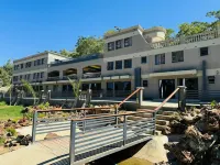 Shenghua Hotels in Helensvale