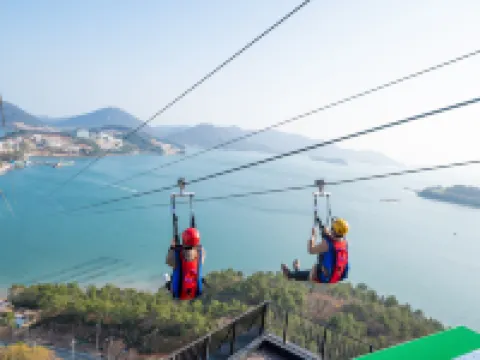 รามาดา พลาซา โดย วินดัม ดอลซัน เยโซ โรงแรมในยอซู