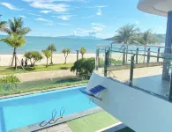觀海海豚海景度假飯店（惠州小徑灣觀海軒店）