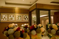 Be Room Hotel