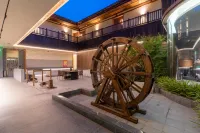 Black Paddy Crested Ibises Hotel Hotels in Yang County