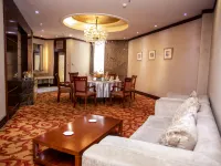 Harbin Huarong Hotel (Harbin Railway Station Museum Subway Station Branch) Hotels near Harbin Train Station
