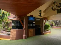 Victoria Court Hillcrest Hotels in Pasig