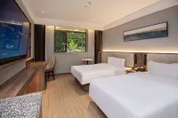 Qingmu Platinum Hotel Hotels near Xianlin Campus Gymnasium， Nanjing University of Finance & Economics