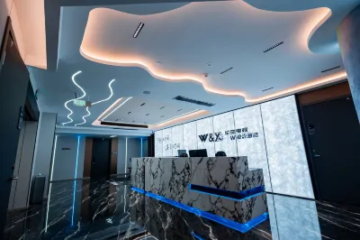 W Movie Hotel Các khách sạn gần Ga Tuyên Thành