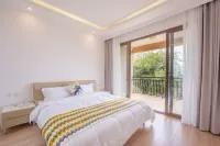 Wohetian Vacation Apartment (Chengjiang Taiyangshan Town Square)