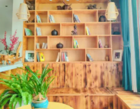 Yuxi Fuxian Lake Blue Lake Time Homestay