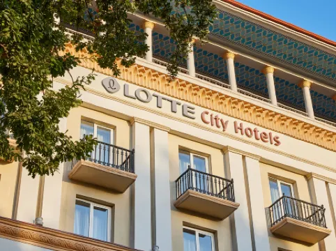 Lotte City Hotel Tashkent Palace Отели рядом с достопримечательностью «Рынок Чорсу»