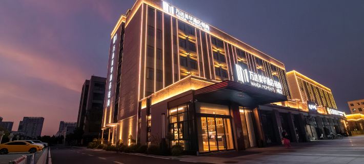 Xiaogan Wanda Moments Hotel · Light Style Ξενοδοχεία στην πόλη Σιάογκαν