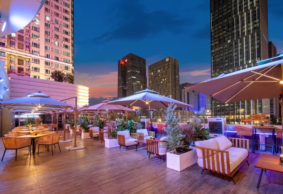 임페리얼 트레이더스 호텔