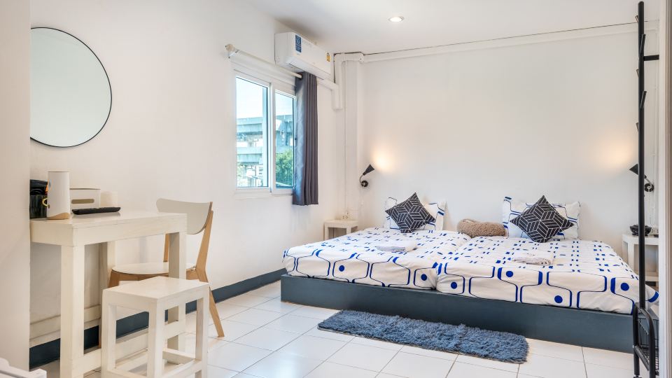 Sloth Hostel Don Mueang