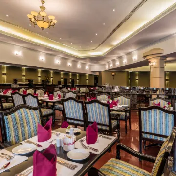 Radisson Blu Hotel, Doha Hotels near Ramez Shopping Complex
