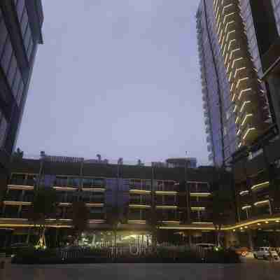 The Opera Residence - Luxury Infinity Pool&Sauna Hotel Exterior