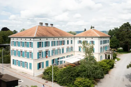 Richterswil Youth Hostel Отели в г. Майлен