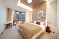Yuli HAVEN Cloud Executive Apartment (Chongqing Jiefangbei Pedestrian Street 18th Ladder Store)