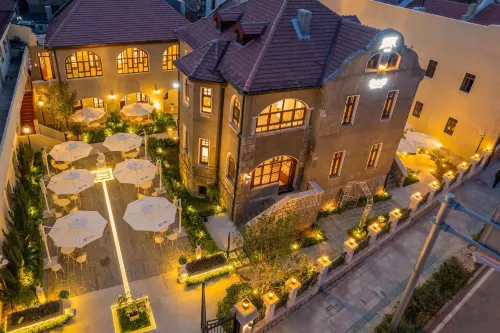 Tuowa · Holiday VIlla Garden Beautiful Villas (Qingdao Zhongshan Road)
