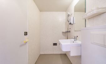 Yimi Hotel