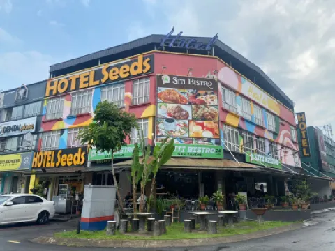 Seeds Hotel Shah Alam Seksyen 7 I-City Hotels near WaterWorld by i-City