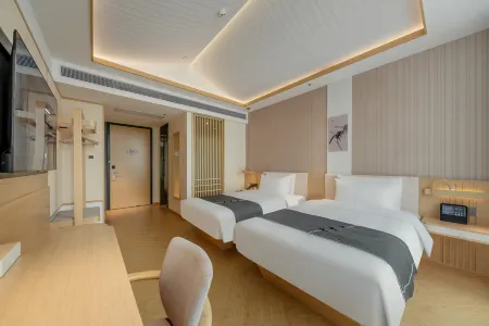 Jianguo Puyin Hotel, National Convention and Exhibition Center, Shanghai Hongqiao Airport