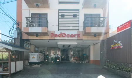 RedDoorz Plus New Era Budget Hotel Mabolo former Reddoorz near Landers Superstore Cebu City