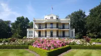 Kasteel De Vanenburg Hotels in Zeewolde