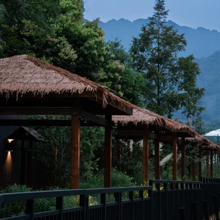 BRILLIANT RESORT XILING SNOW MOUNTAIN CHENGDU