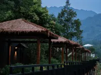 BRILLIANT RESORT XILING SNOW MOUNTAIN CHENGDU - Varme kilder