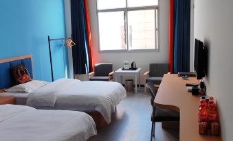 Yuntian Intelligent Hotel (High speed Railway Station Branch)