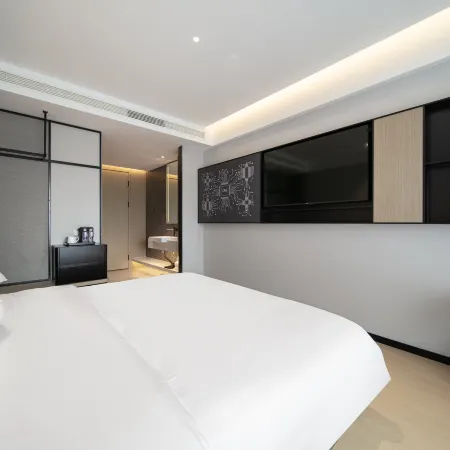 L'HOTEL