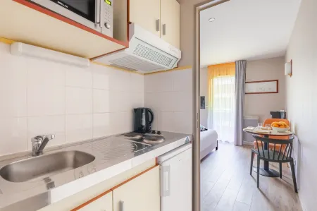 Appart'City Confort Nantes Cité des Congrès Отели рядом со станцией GARE SNCF ACCESS NORD RAILWAY STATION