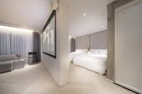 Croissant Hotel Guri by Aank Hotels in Guri-si