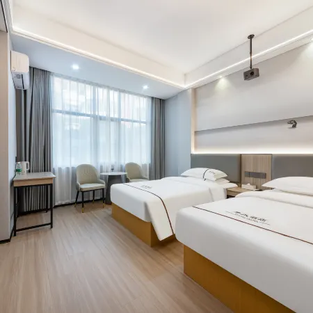A Home Hotel (Jinjiang Coach Station)