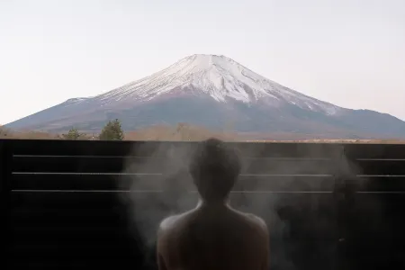 Mt Fuji View and Private Sauna Ryokan Shizuku(No accommodation for 12 years old and below) Отели рядом с достопримечательностью «Panoramic Viewing Platform»