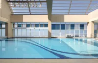 Grand Millennium Al Wahda Hotel and Executive Apartments Abu Dhabi - 5 ดาว