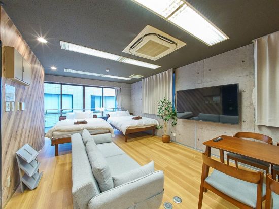 新橋駅徒歩4分、銀座・皇居・東京タワー徒歩圏内！観光・ビジネスに最適/37平米