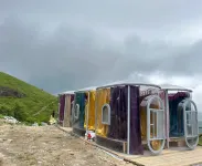 Jinding Stargazing Tent Camp Hotels near Golden Peak