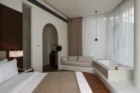 COMBIN HOTEL（Chongqing Erling Second Factory Cultural and Creative Park Store） - Infinity Pools