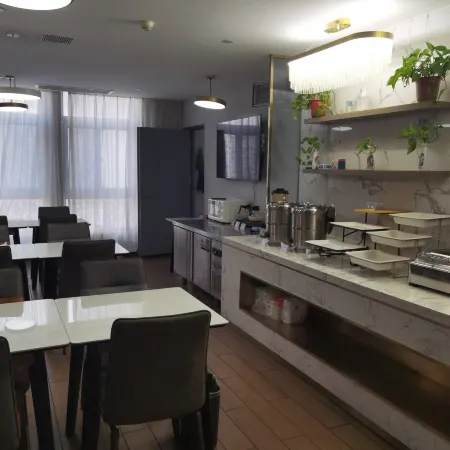 7 Youpin Hotel (Fengxian Fortune City Branch)