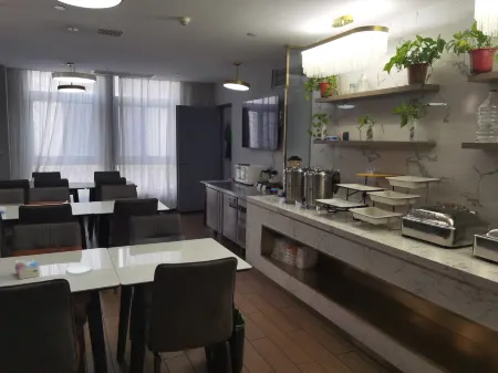 7 Youpin Hotel (Fengxian Fortune City Branch)