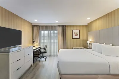 Executive Hotel Vancouver Airport โรงแรมใน