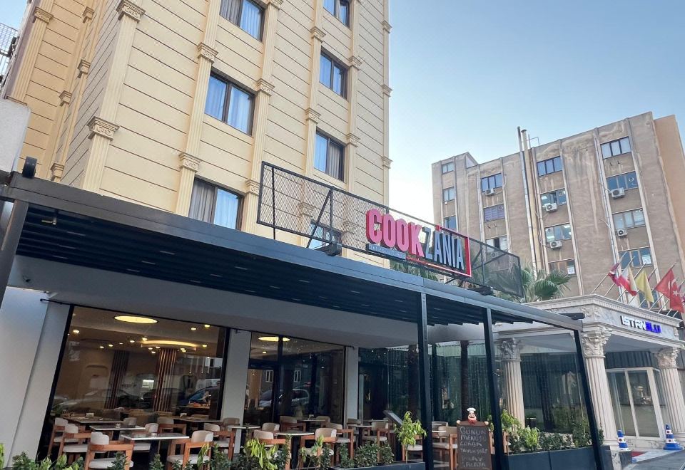 Istanblu Hotel Atasehir의 청결한 욕실 시설
