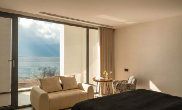 MeiChenDaiShuiHe DesignerReaortB&B with full sea view