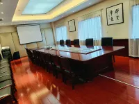 Hua Ting Hotel - Mountain view
