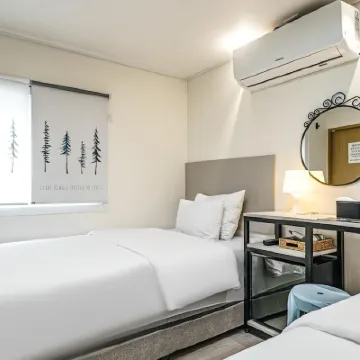 建國大學拉斯特酒店 鄰近聖水洞咖啡街的酒店