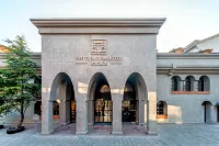 THE TREASURY HOTEL Hotel in zona Shanghai Finance University (Minxue Road)